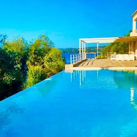 Blumarin * Pyrgi (Corfu)